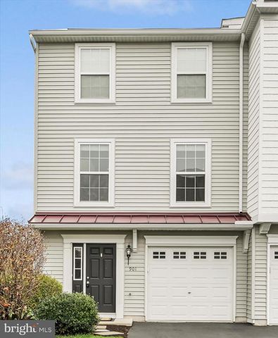 901 HEATHER WAY, Morgantown, PA 19543