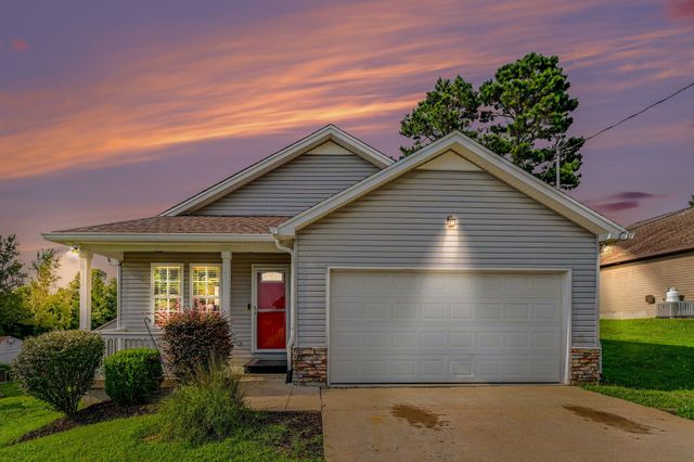 209 Woodsong lane, Columbia, TN 38401