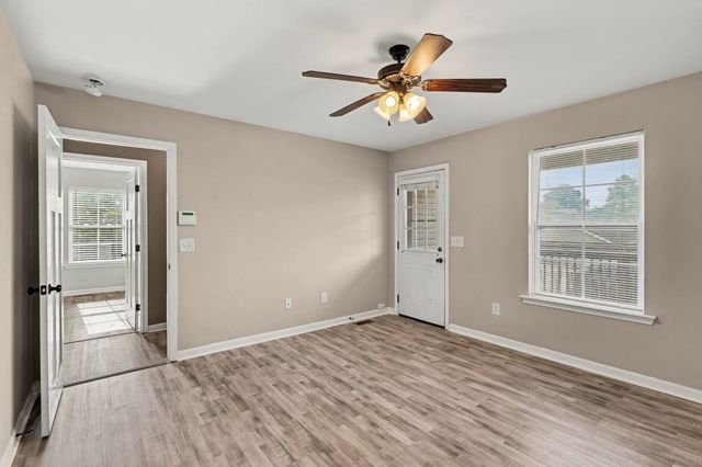 209 Woodsong lane, Columbia, TN 38401
