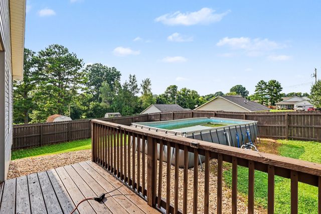 209 Woodsong lane, Columbia, TN 38401