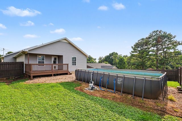 209 Woodsong lane, Columbia, TN 38401