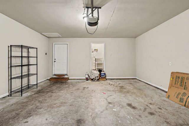 209 Woodsong lane, Columbia, TN 38401