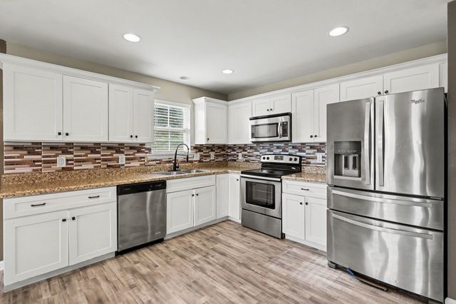 209 Woodsong lane, Columbia, TN 38401