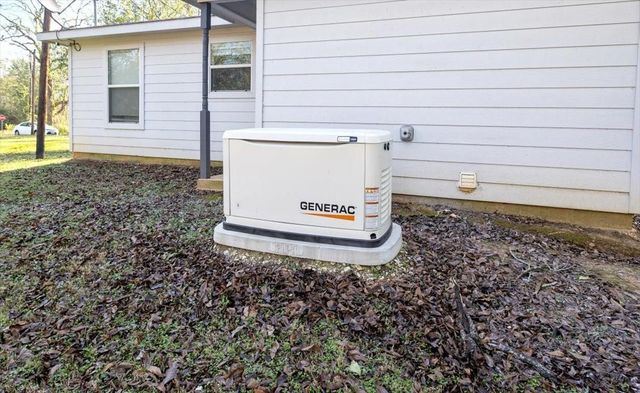 1005 S Dunbar Street, Crockett, TX 75835