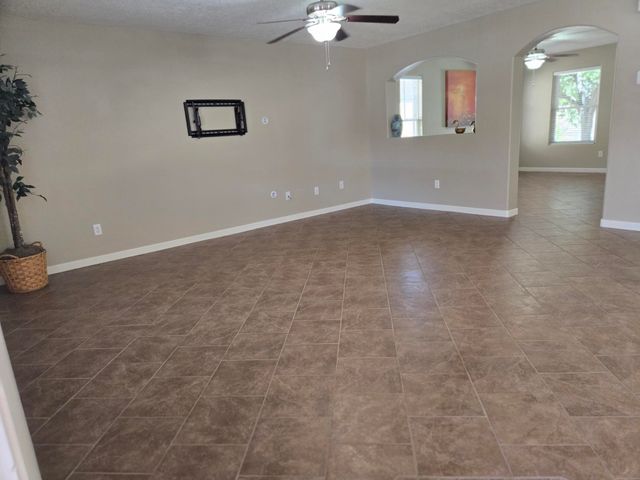 9527 SUN DANCER Drive NW, Albuquerque, NM 87114