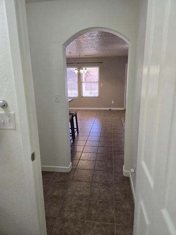 9527 SUN DANCER Drive NW, Albuquerque, NM 87114