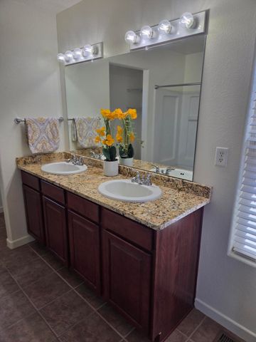 9527 SUN DANCER Drive NW, Albuquerque, NM 87114