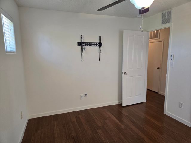 9527 SUN DANCER Drive NW, Albuquerque, NM 87114