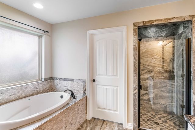 800 Acadia Court, Tolar, TX 76476