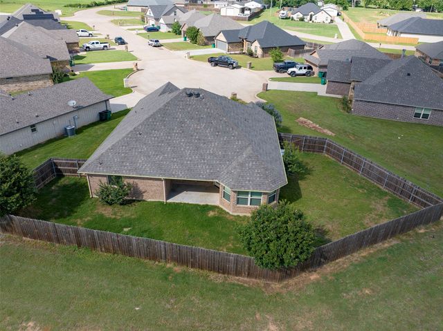 800 Acadia Court, Tolar, TX 76476