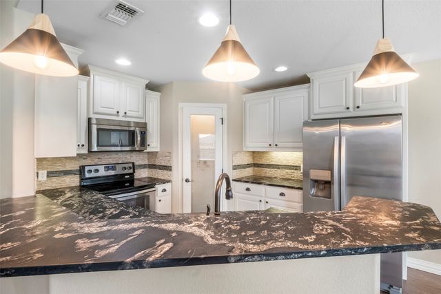 800 Acadia Court, Tolar, TX 76476
