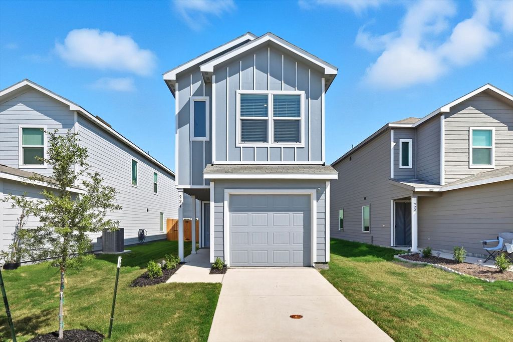 924 Blue Heron Drive, Princeton, TX 75407