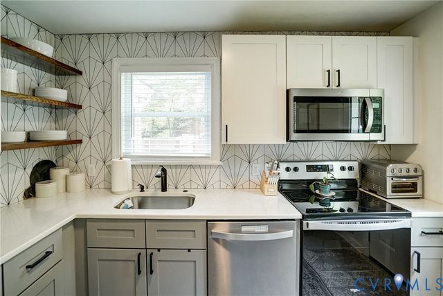8402 Rolando Dr, Henrico, VA 23229