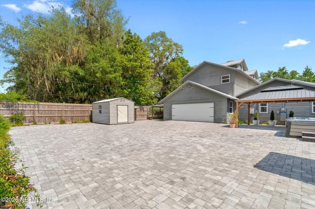 109 OAK TREE Lane, Palatka, FL 32177