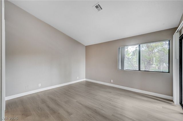 5074 South Rainbow Boulevard 206, Las Vegas, NV 89118
