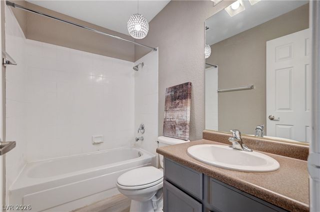 5074 South Rainbow Boulevard 206, Las Vegas, NV 89118