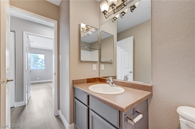 5074 South Rainbow Boulevard 206, Las Vegas, NV 89118