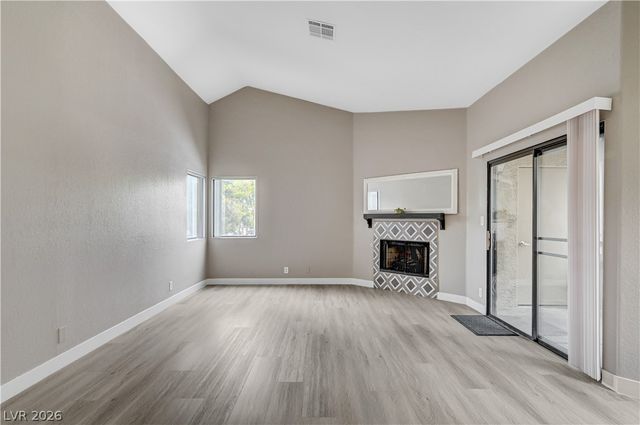 5074 South Rainbow Boulevard 206, Las Vegas, NV 89118