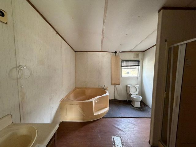 7431 Old Military Road, Mobile, AL 36582