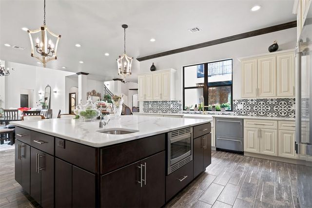 2808 Perth Drive, Edmond, OK 73013