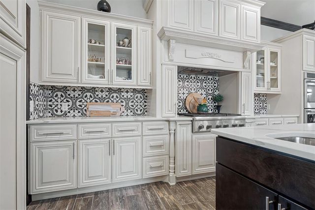 2808 Perth Drive, Edmond, OK 73013