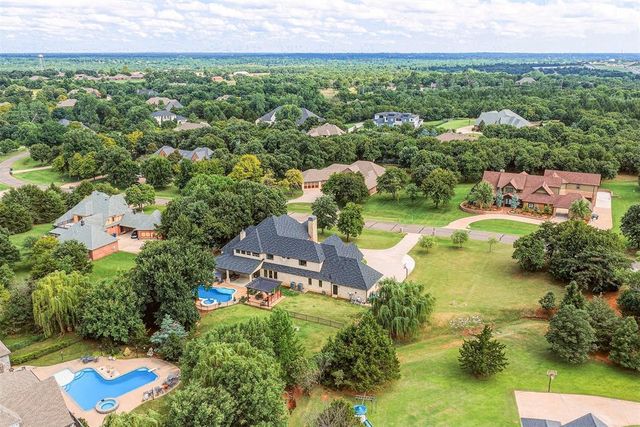 2808 Perth Drive, Edmond, OK 73013