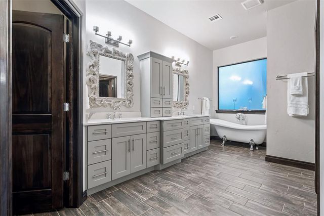 2808 Perth Drive, Edmond, OK 73013