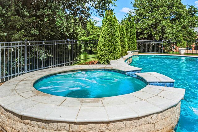 2808 Perth Drive, Edmond, OK 73013