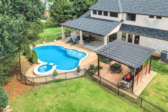 2808 Perth Drive, Edmond, OK 73013