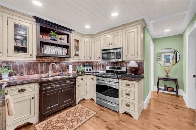 3969 Grove Trail, Loganville, GA 30052