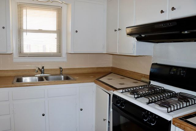 616 N Hudson Avenue, Lubbock, TX 79415