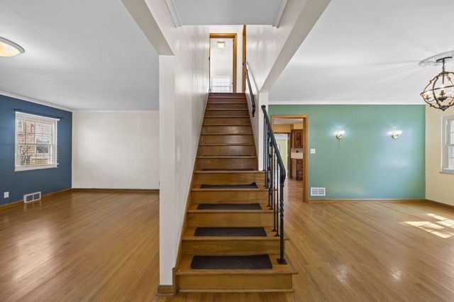 40 S Kellner Road, Columbus, OH 43209