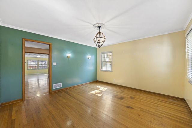 40 S Kellner Road, Columbus, OH 43209