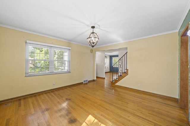 40 S Kellner Road, Columbus, OH 43209