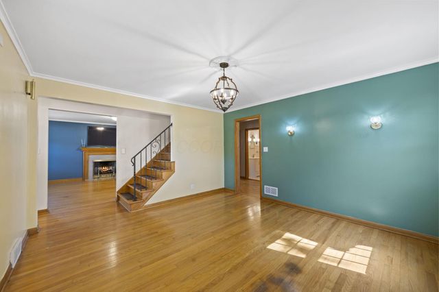 40 S Kellner Road, Columbus, OH 43209