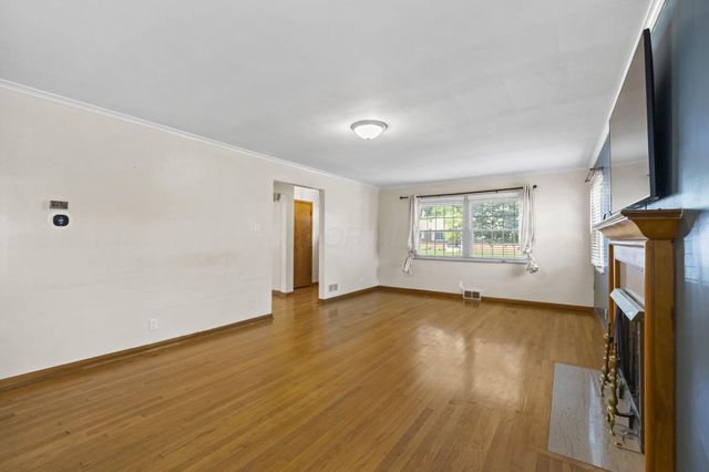 40 S Kellner Road, Columbus, OH 43209