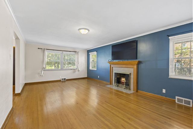40 S Kellner Road, Columbus, OH 43209