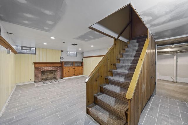 40 S Kellner Road, Columbus, OH 43209