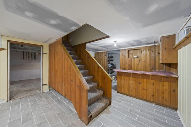 40 S Kellner Road, Columbus, OH 43209