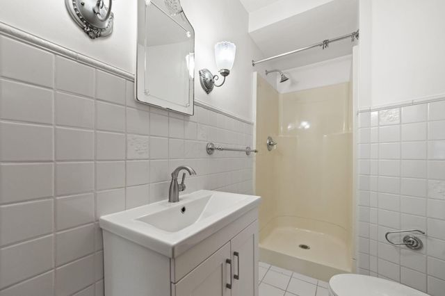 40 S Kellner Road, Columbus, OH 43209
