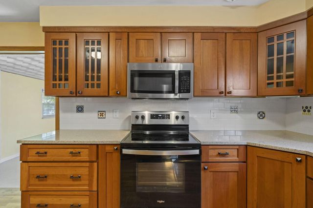 40 S Kellner Road, Columbus, OH 43209