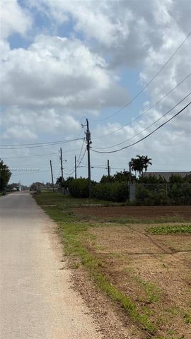 209 SW Avenue 37555, Homestead, FL 33034