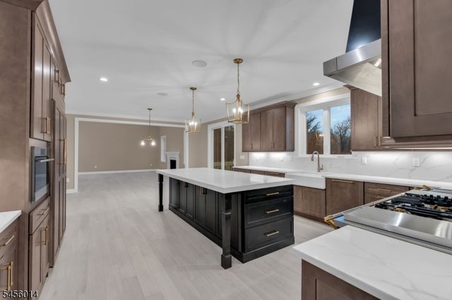 273 Berger St, Franklin Twp., NJ 08873