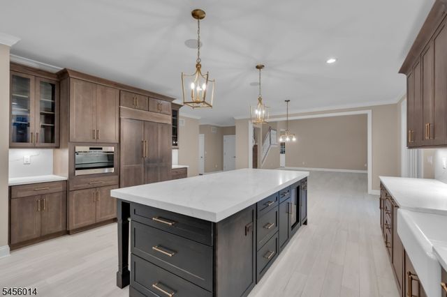 273 Berger St, Franklin Twp., NJ 08873