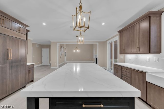 273 Berger St, Franklin Twp., NJ 08873