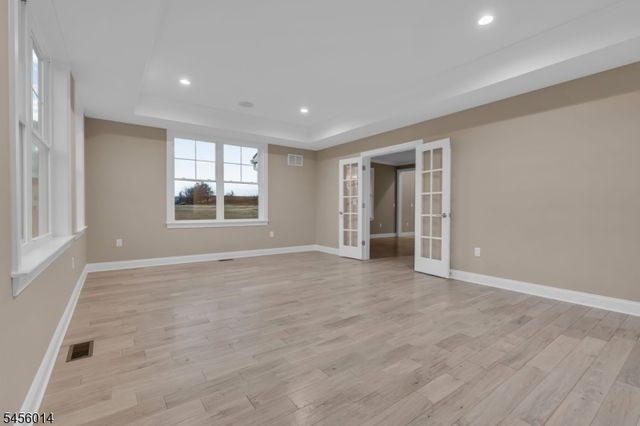 273 Berger St, Franklin Twp., NJ 08873