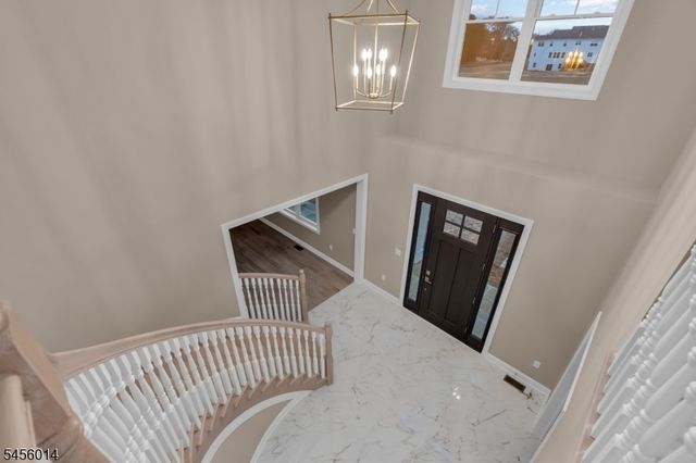 273 Berger St, Franklin Twp., NJ 08873