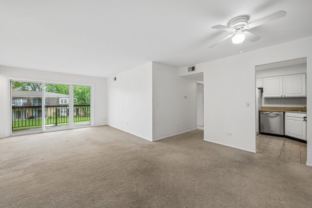 1165 Pleasant Run Drive 510, Wheeling, IL 60090