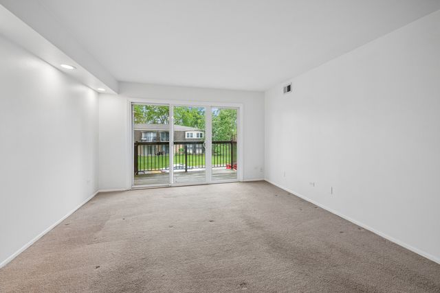 1165 Pleasant Run Drive 510, Wheeling, IL 60090