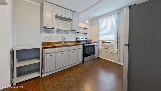 1513 PALM Avenue 1515, Jacksonville, FL 32207